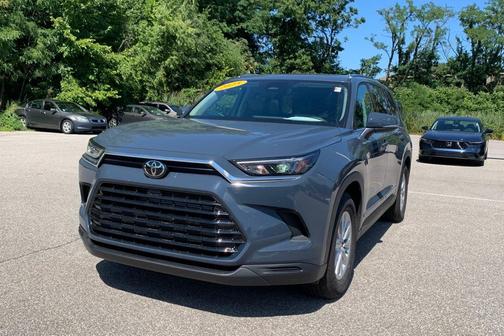2025 Toyota Grand Highlander Hybrid XLE
