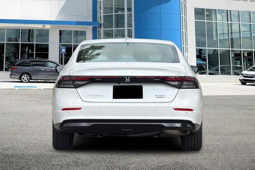 Platinum 2026 Honda Accord Hybrid Touring