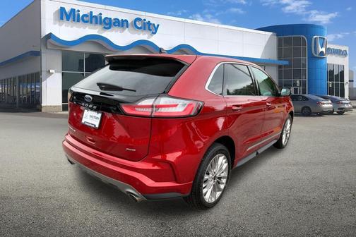 Rapid Red Metallic Tinted Clearcoat 2022 Ford Edge Titanium