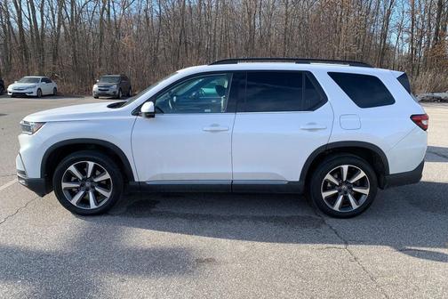 2025 Honda Pilot Elite