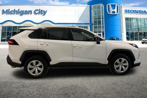 Ice 2025 Toyota RAV4 LE