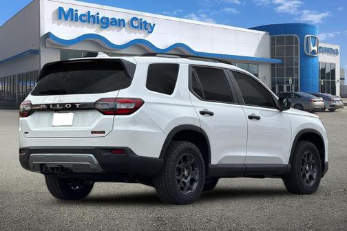 Platinum 2026 Honda Pilot TrailSport