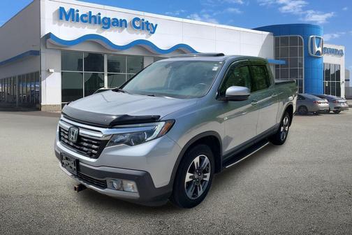 Lunar Silver Metallic 2017 Honda Ridgeline RTL-E
