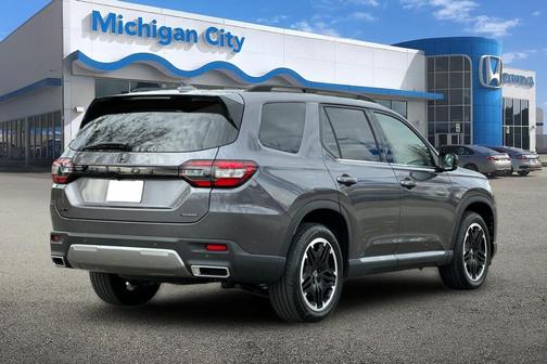 2026 Honda Pilot Touring 8-Passenger