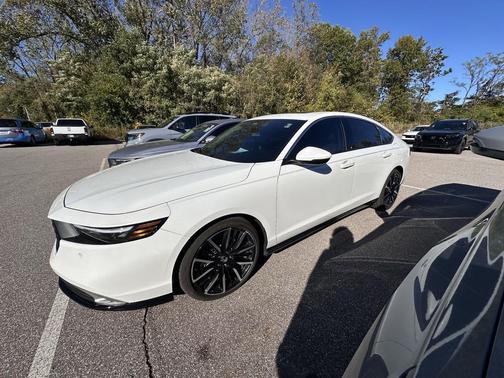 2024 Honda Accord Hybrid Touring