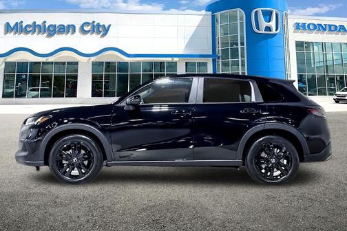 Crystal Black Pearl 2027 Honda HR-V Sport