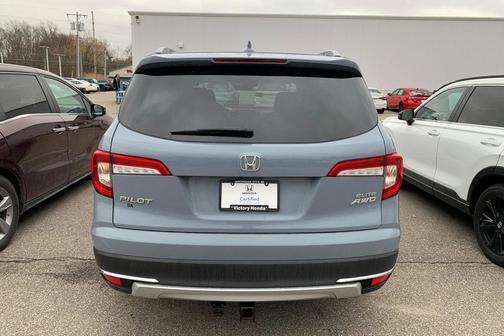 2022 Honda Pilot AWD Elite