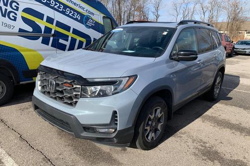 2022 Honda Passport AWD TrailSport
