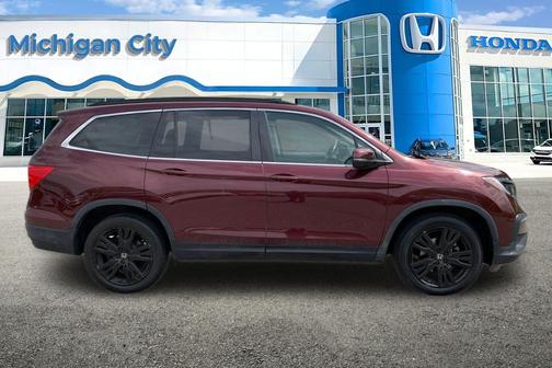 Deep Scarlet Pearl 2022 Honda Pilot AWD Special Edition