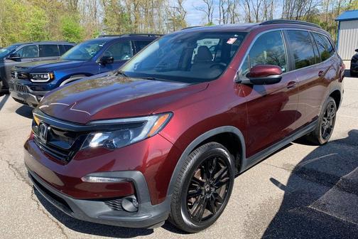 Deep Scarlet Pearl 2022 Honda Pilot AWD Special Edition