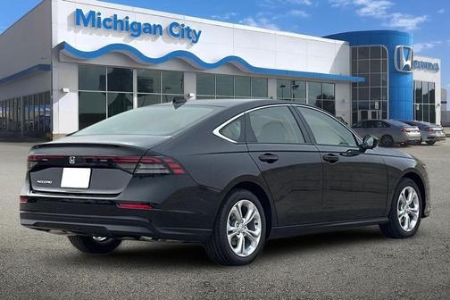 2025 Honda Accord LX 1.5T