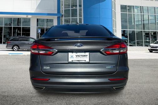 2020 Ford Fusion Titanium