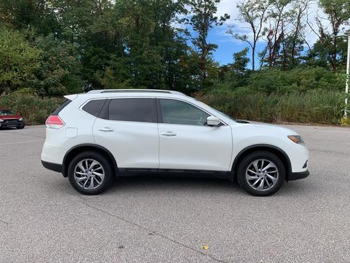 2015 Nissan Rogue SL