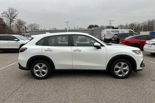 2023 Honda HR-V LX
