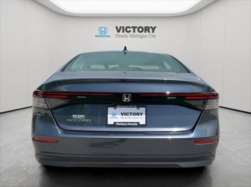 2025 Honda Accord LX 1.5T