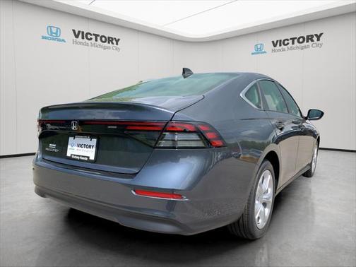 2025 Honda Accord LX 1.5T