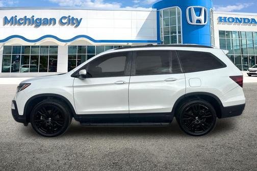 2022 Honda Pilot AWD Black Edition