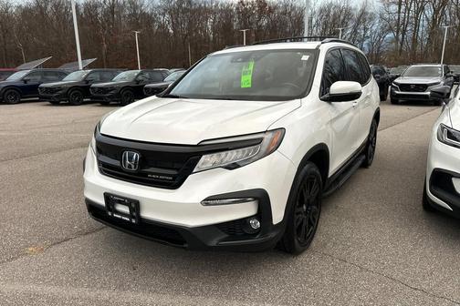 2022 Honda Pilot AWD Black Edition