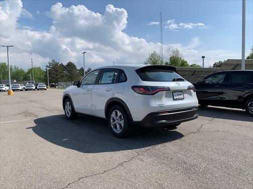 2025 Honda HR-V LX