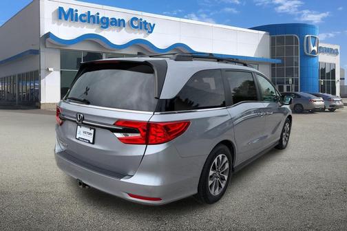 Silver Metallic 2022 Honda Odyssey EX-L