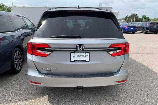Silver Metallic 2022 Honda Odyssey EX-L