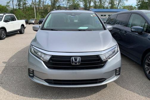Silver Metallic 2022 Honda Odyssey EX-L