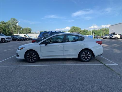 2022 Subaru Impreza Base