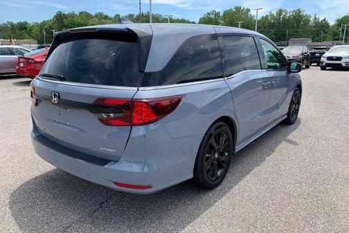 Sonic Gray Pearl 2023 Honda Odyssey Sport