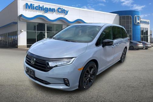 Sonic Gray Pearl 2023 Honda Odyssey Sport