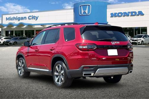 2025 Honda Pilot Touring 8-Passenger