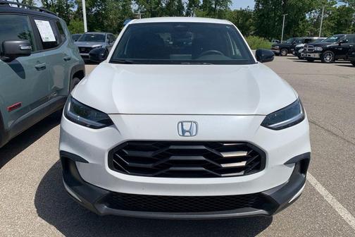 Nordic Forest Pearl 2024 Honda HR-V Sport