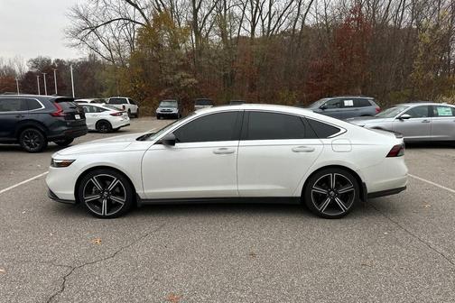 2023 Honda Accord Hybrid Base