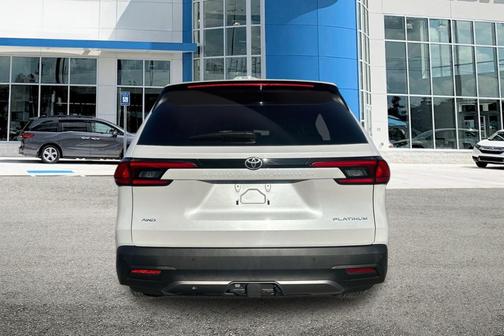 2024 Toyota Grand Highlander Platinum