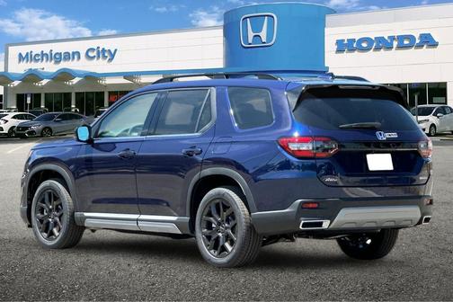 Obsidian 2025 Honda Pilot Touring 8-Passenger