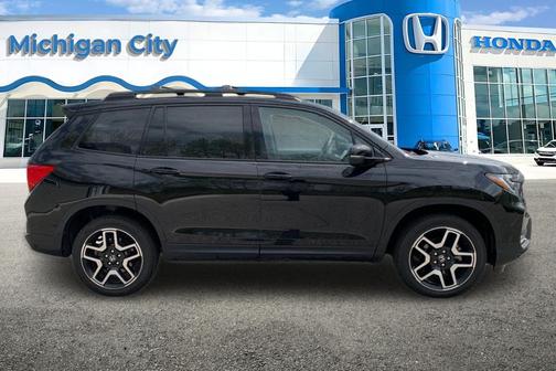 Crystal Black Pearl 2023 Honda Passport AWD Elite