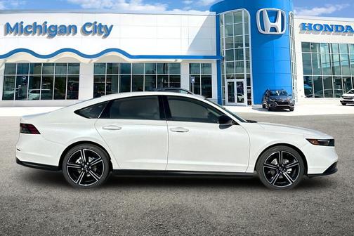 Platinum 2026 Honda Accord SE