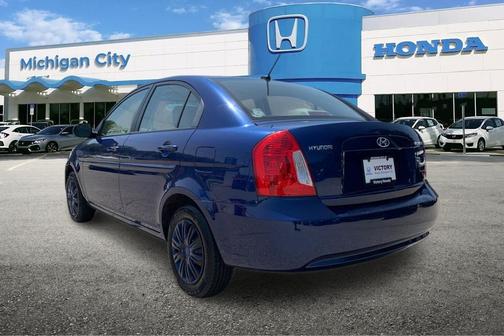 Dark Sapphire Blue 2010 Hyundai Accent GLS