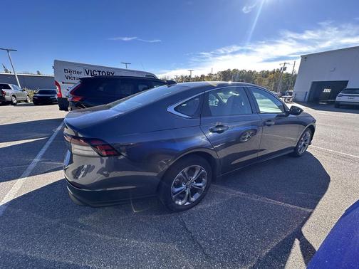 2024 Honda Accord EX 1.5T