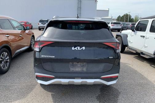 Ebony Black 2024 Kia Sportage EX