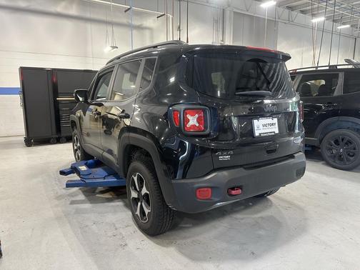 2022 Jeep Renegade Trailhawk