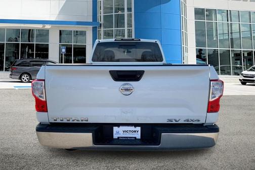 2018 Nissan Titan SV