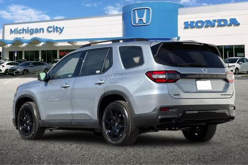 Silver Metallic 2026 Honda Pilot Black Edition