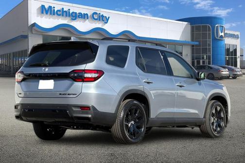 Silver Metallic 2026 Honda Pilot Black Edition