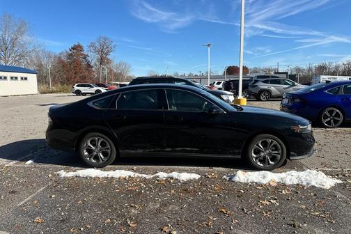 2024 Honda Accord EX 1.5T