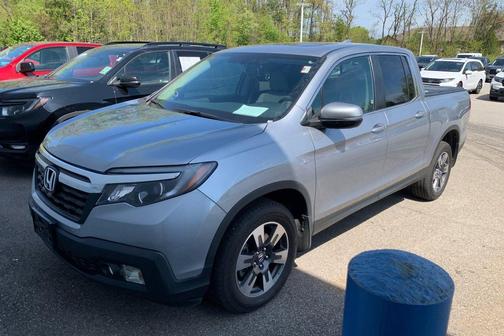 Lunar Silver Metallic 2019 Honda Ridgeline RTL