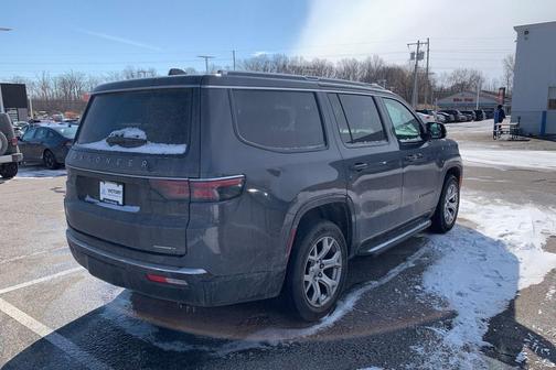 2022 Jeep Wagoneer Series II 4x4