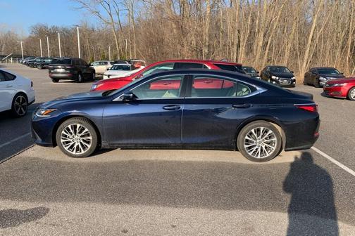2019 Lexus ES 350 Base
