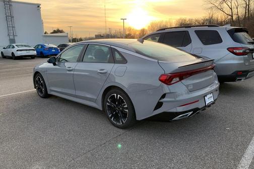 2024 Kia K5 GT-Line