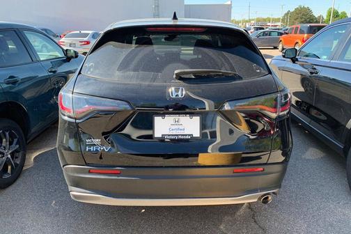 Crystal Black Pearl 2024 Honda HR-V Sport