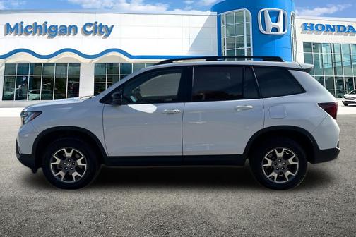 2023 Honda Passport AWD TrailSport
